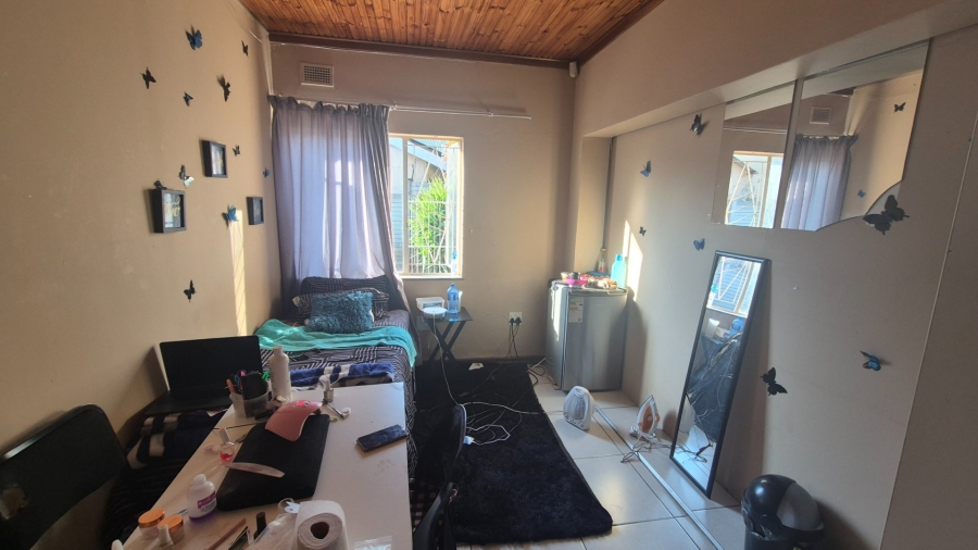 7 Bedroom Property for Sale in Universitas Free State